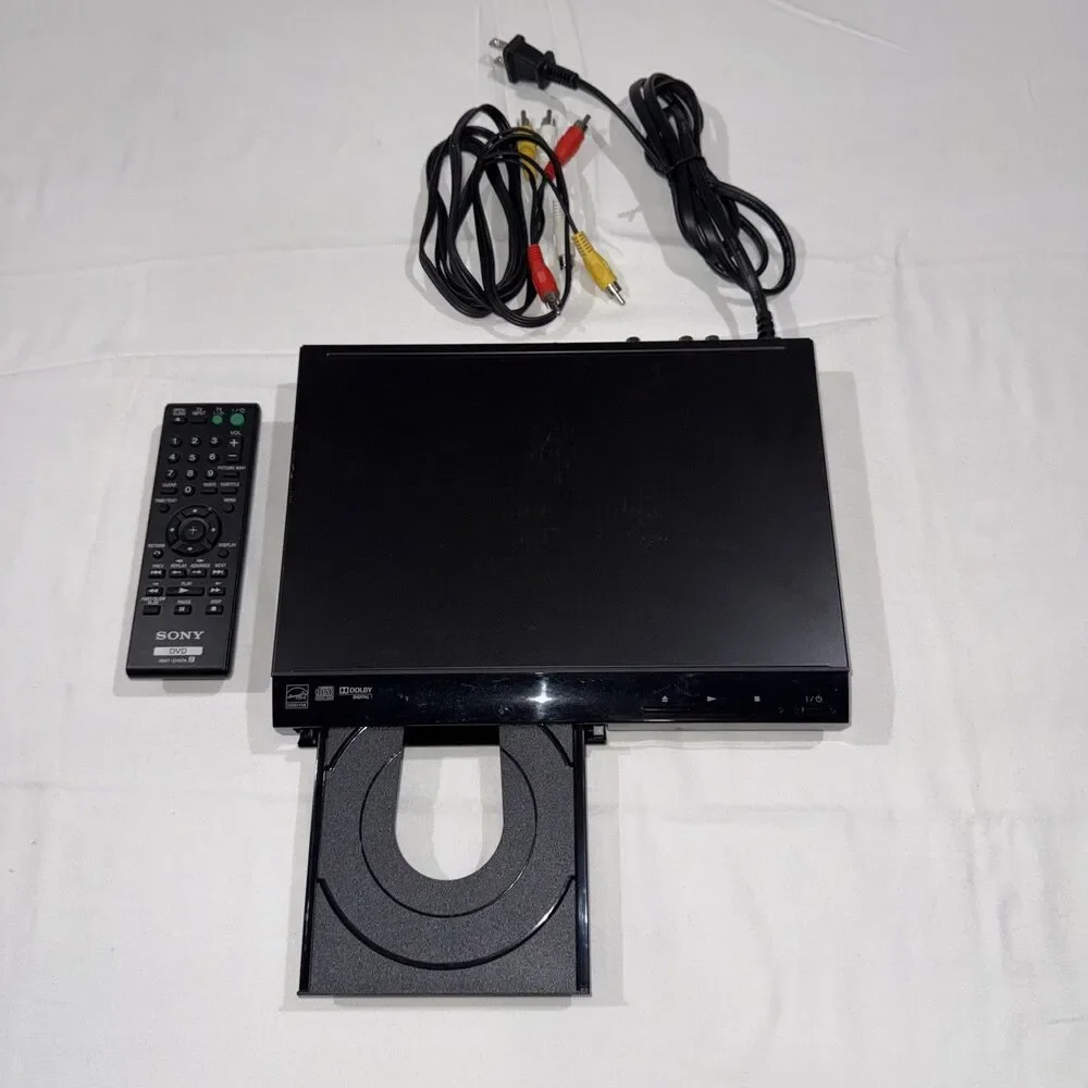 Sony DVP-SR210P CD/DVD Player with Remote TESTED & WORKS! Includes 6ft RCA Cable